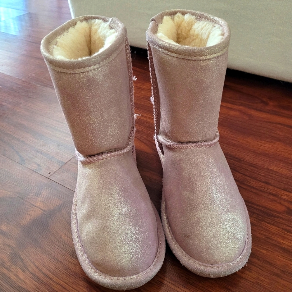 BEARPAW Elle Exotic Pink Glitter Youth Boots - Size 5 - EUC